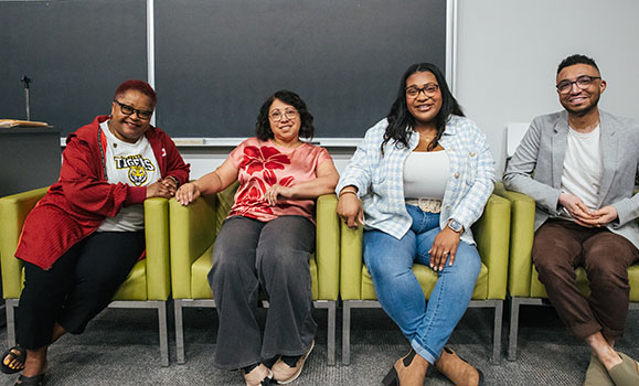 Photo of Barb Hamilton-Hinch, Juliette Thomas, La'Naijah Slawter and Xavier Hartley