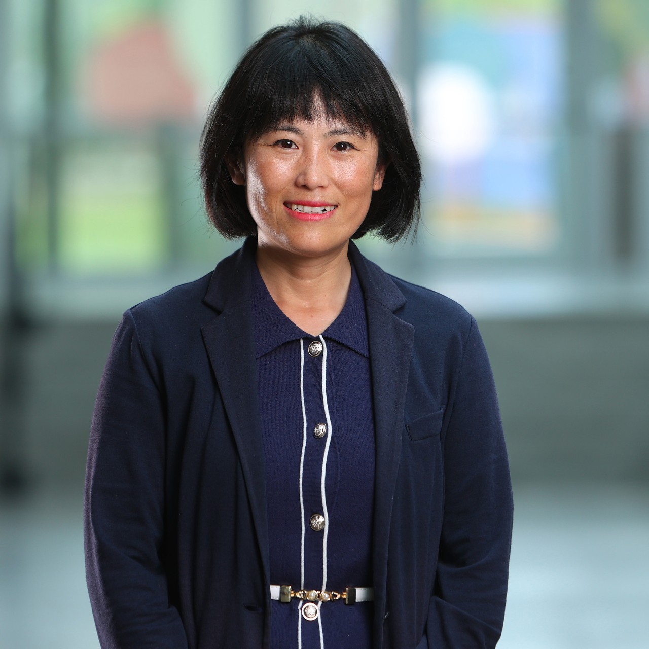 headshot of Sophia fu