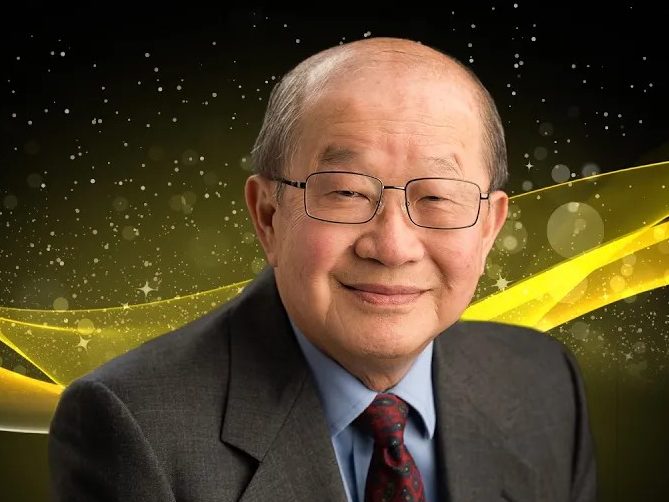 Meng Hee Tan portrait.