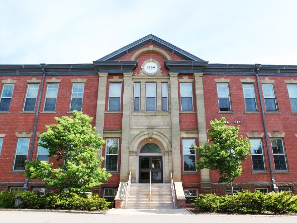 The front entrance of Cumming Hall on the Dalhousie Agricultural Campus. 