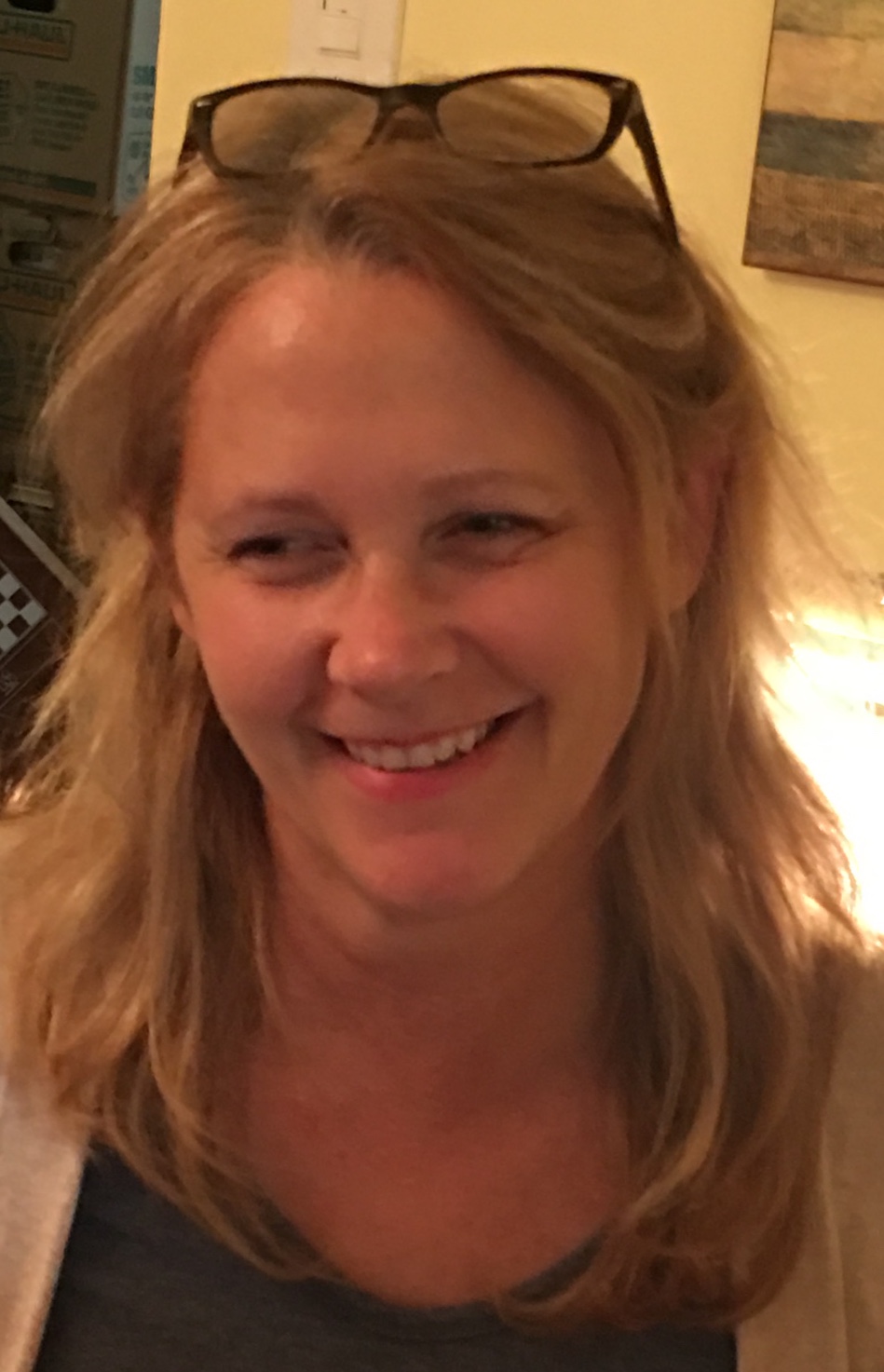 Fiona Mcadams headshot