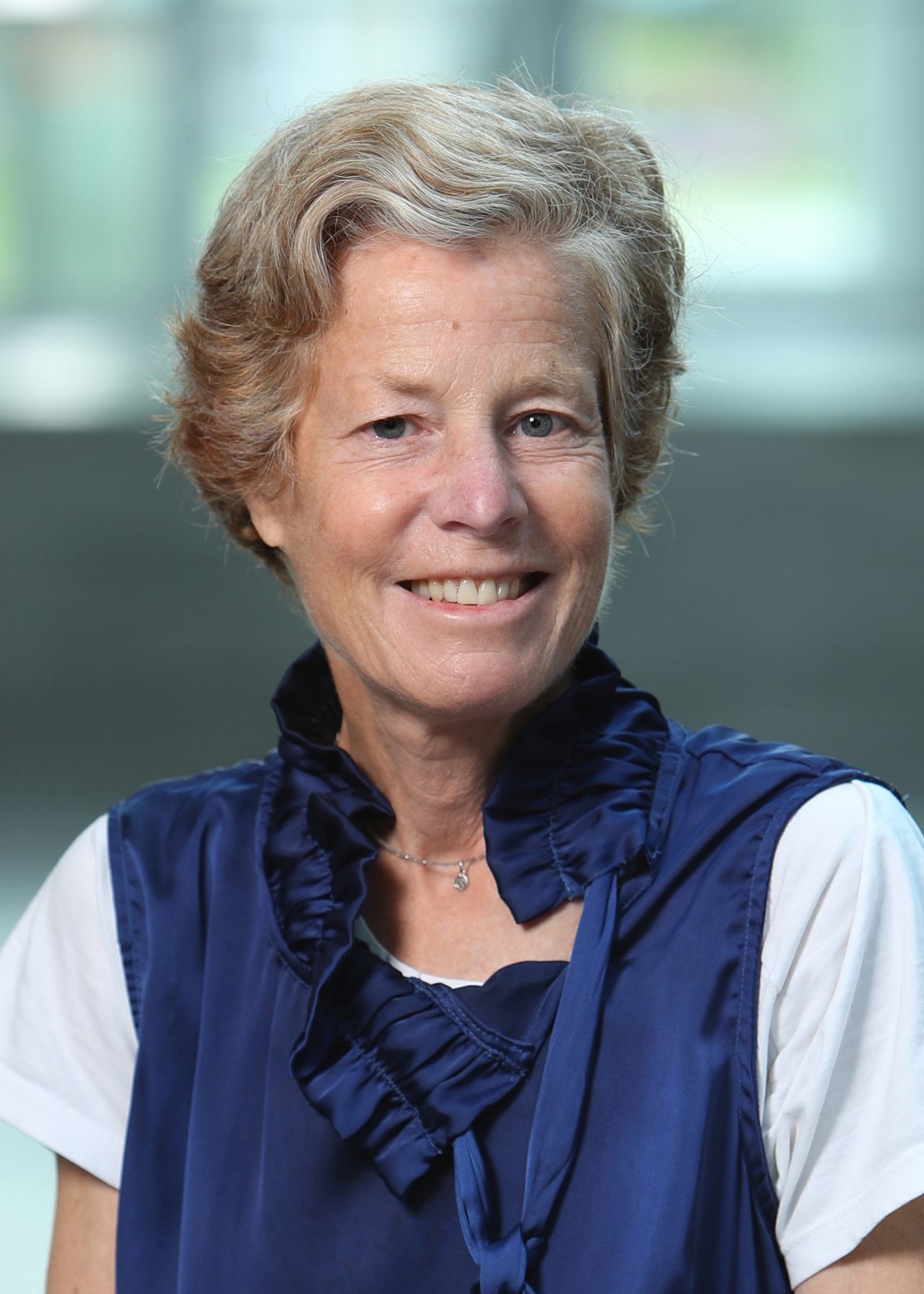 Headshot of Karen Lorraine