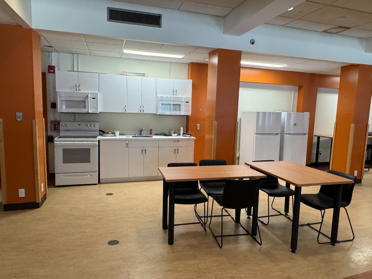The full kitchen in the large study lounge on the lower floor in Howe Hall