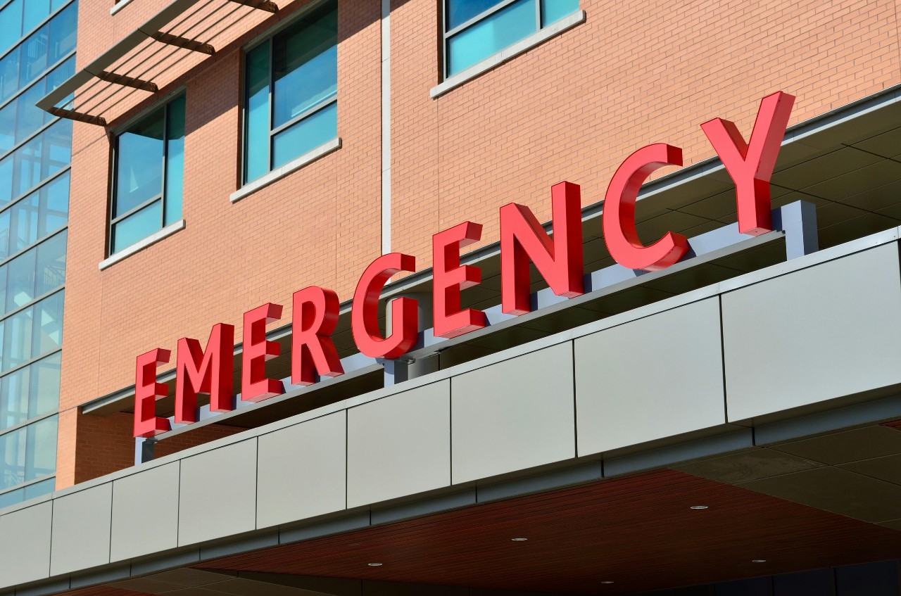 Hospital emergency room sign in red letters