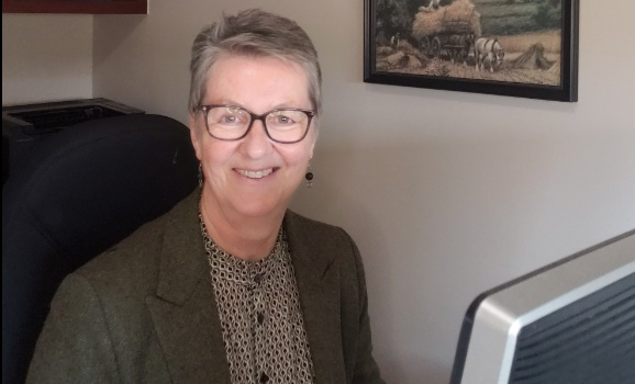 headshot of rhonda bellafontane