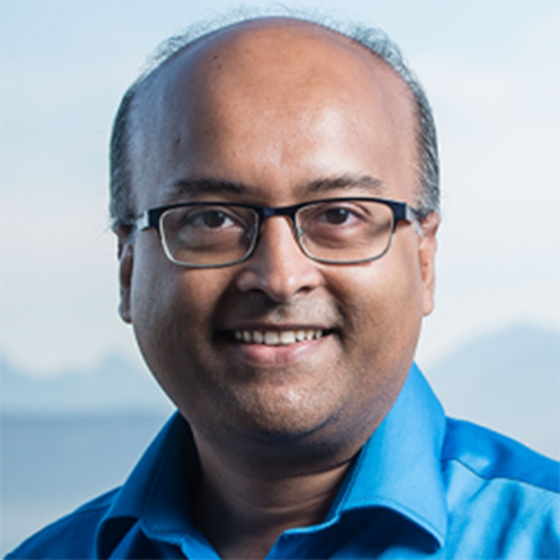 headshot of chowdy mohamoud